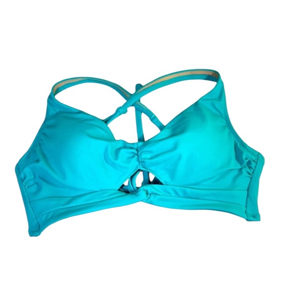 Shade & Shore Bikini Top, Color Teal
Size 36B, NWT - Picture 2 of 8